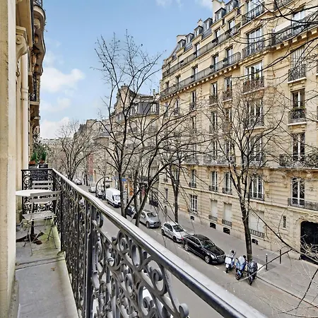 Appt Parisien 2bdr 4 P Long Balcony - Auteuil Appartamento